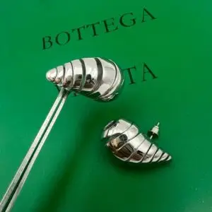 BOTTEGA