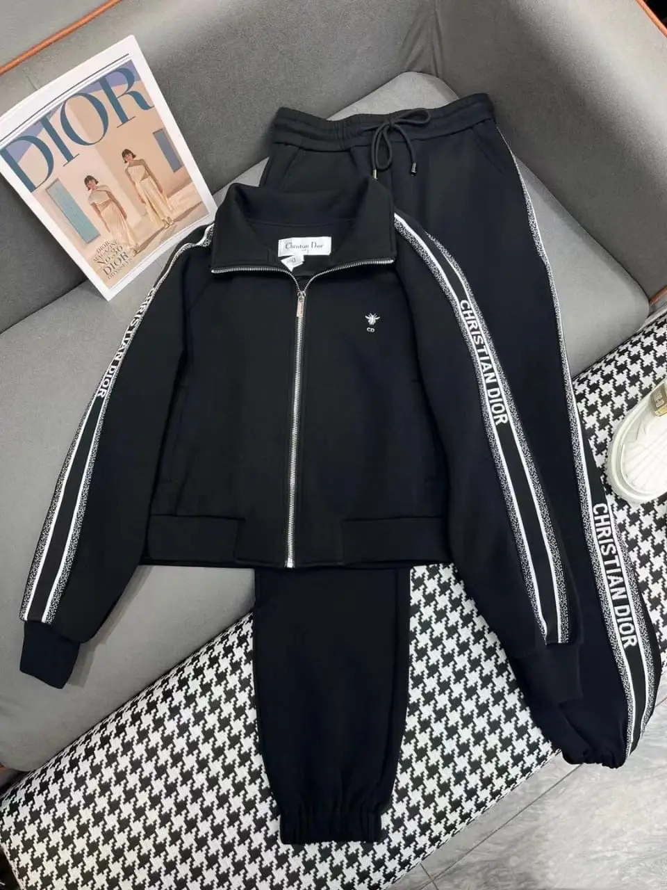 DIOR SUMMER TRACK SUIT DIOR SUMMER TRACK SUIT