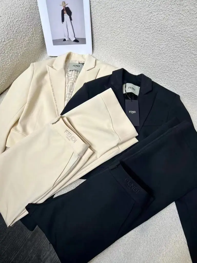 FENDI Solid Iconic Jacket FENDI Solid Iconic Jacket