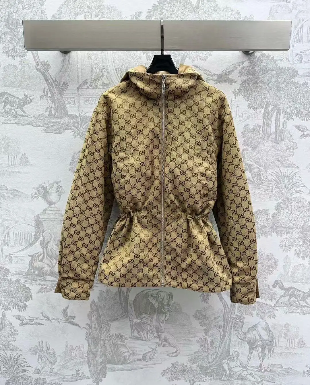GUCCI Long Sleeve Zipper Jacket GUCCI Long Sleeve Zipper Jacket