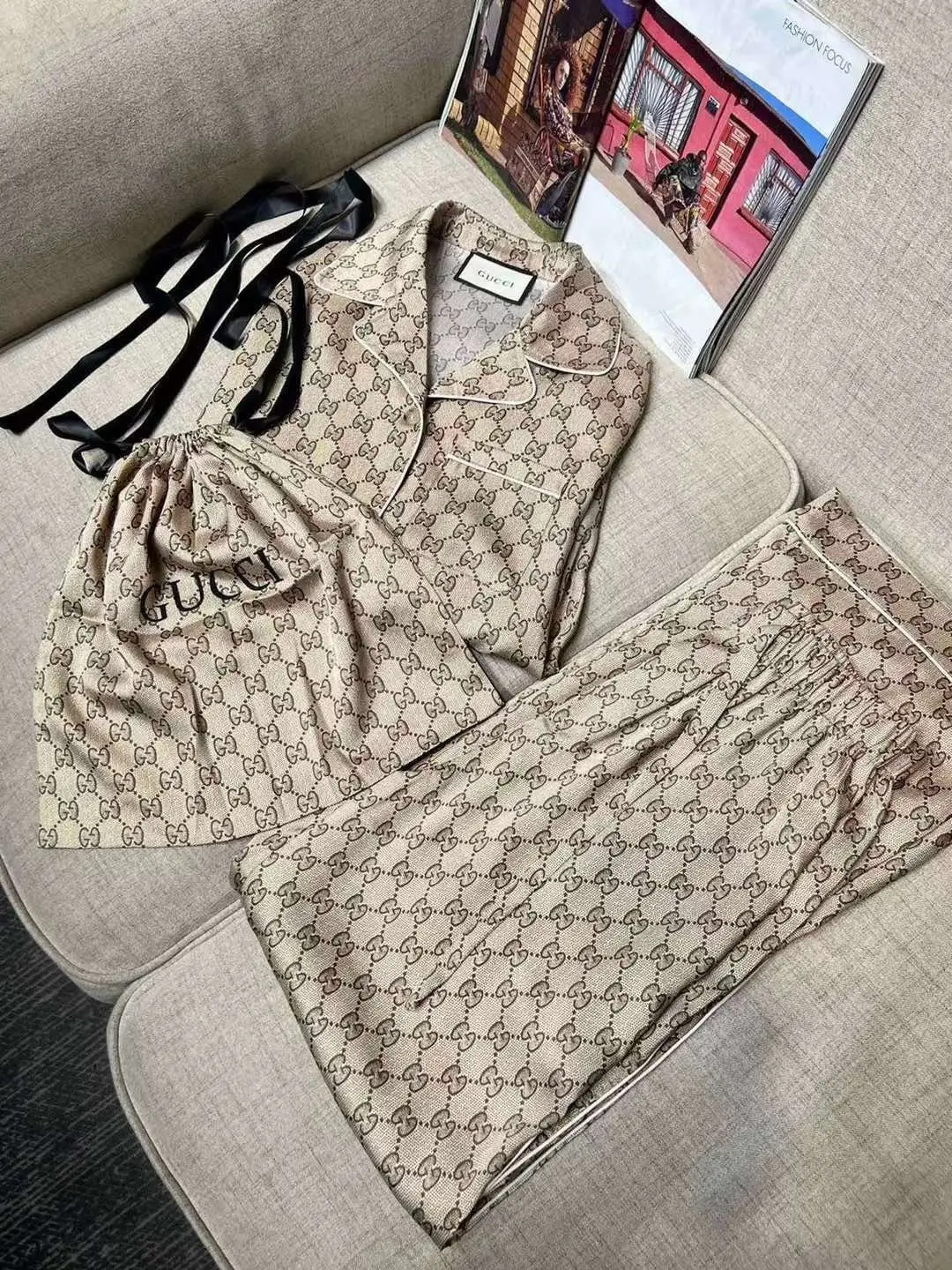 GUCCI GUCCI