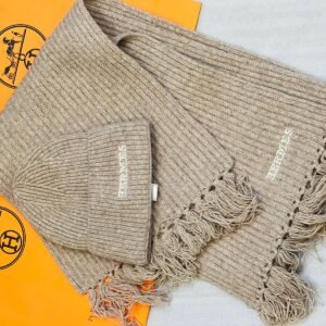 HERMES Luxury Fringed Cotton Bath Mat