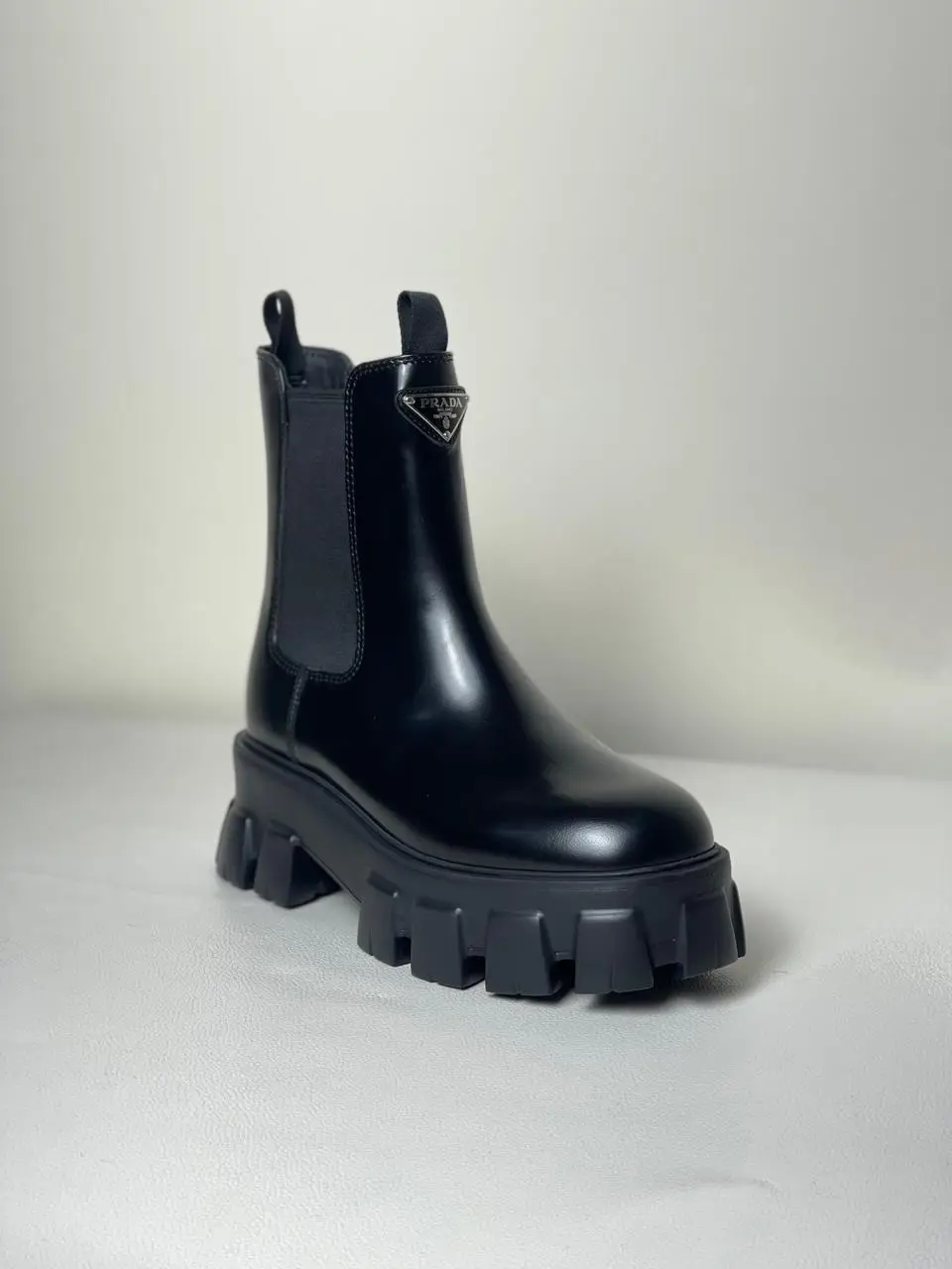 PRADA Leather Chelsea Boots PRADA Leather Chelsea Boots