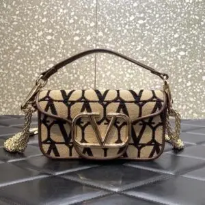 Valentino Garavani Shoulder Bag