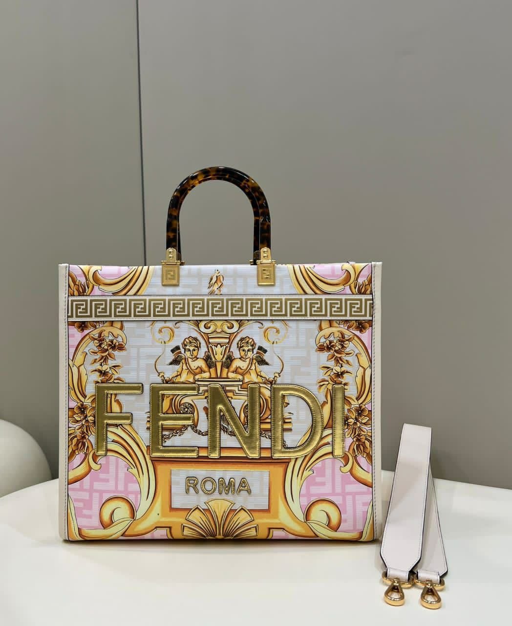 Fendi Sunshine Medium Bag Fendi Sunshine Medium Bag