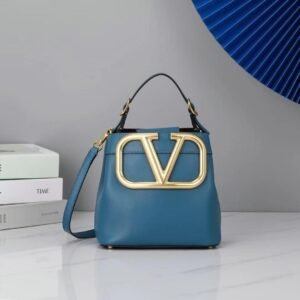 Valentino Garavani Supervee Leather Bag