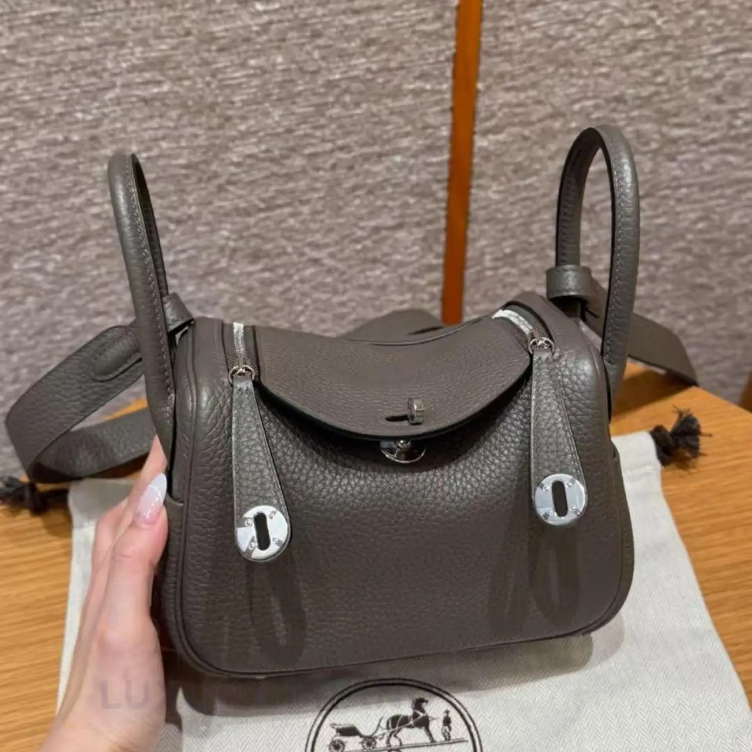 HERMES Leather Crossbody Bag HERMES Leather Crossbody Bag