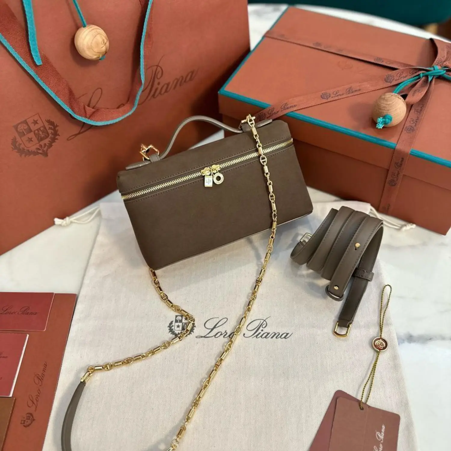 LORO PIANA x Jimmy Choo Avenue Wallet Chain Bag LORO PIANA x Jimmy Choo Avenue Wallet Chain Bag