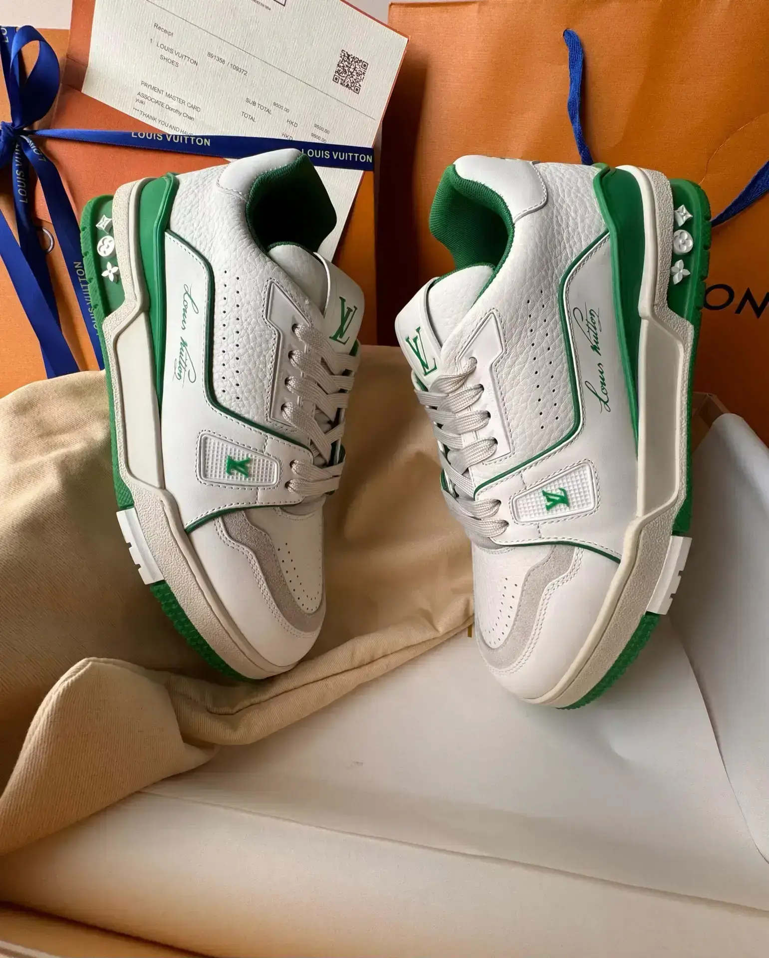 LOUIS VUITTON Monogram Canvas Sneakers LOUIS VUITTON Monogram Canvas Sneakers