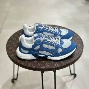 LOUIS VUITTON Olympia Sneaker