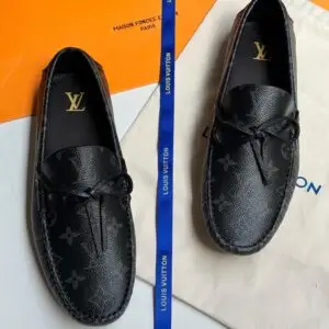 Louis Vuitton Mocassins Formal Shoes
