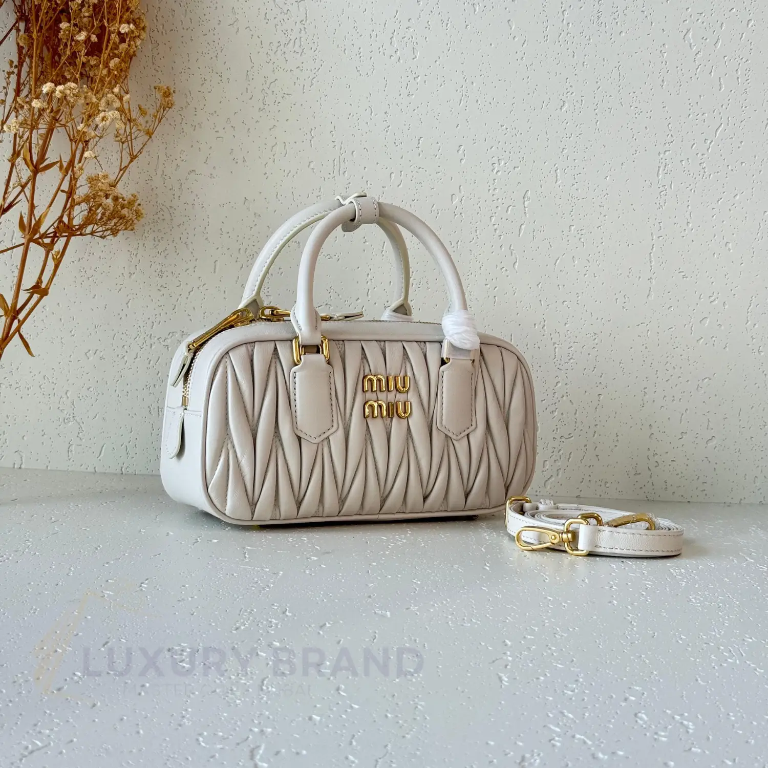 Miu Miu Arcadie Leather Bag Miu Miu Arcadie Leather Bag